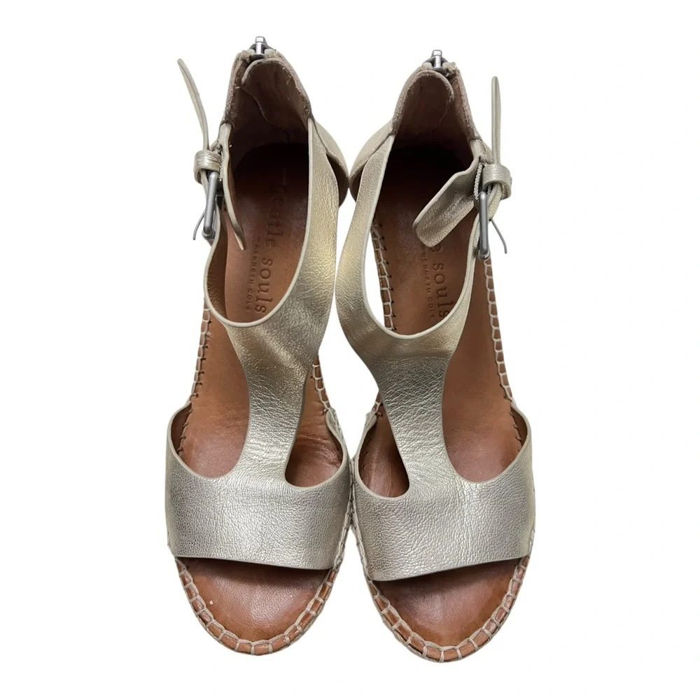 Gentle Souls Elyssa T-Strap Gold Metallic Leather Espadrille Wedge Sandal 8.5